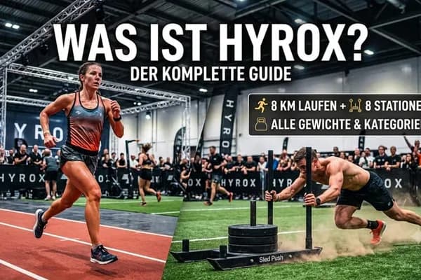Zwei Athleten beim HYROX-Fitness-Race: Eine Frau läuft auf der roten Laufbahn und ein Mann schiebt einen Sled-Push-Schlitten. Text: Was ist HYROX? Der komplette Guide